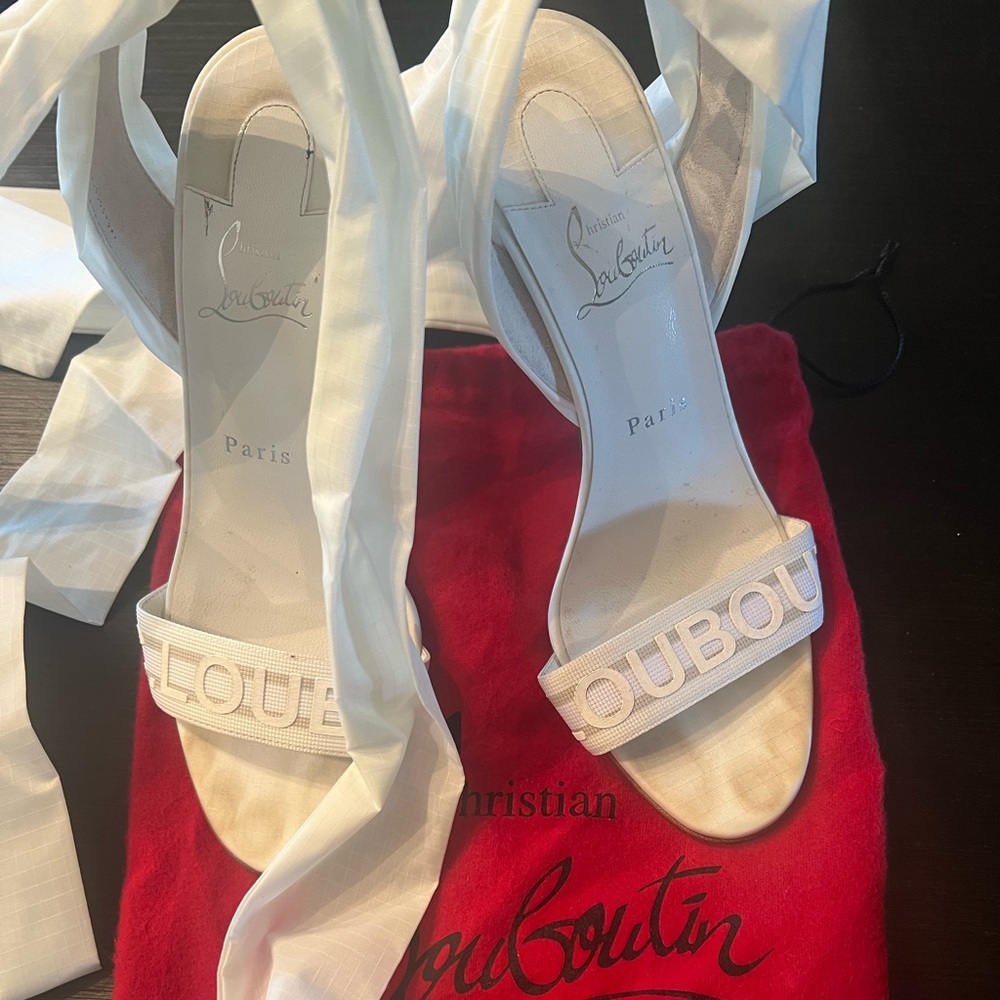 Christian Louboutin Wind Around 100 White-Beige